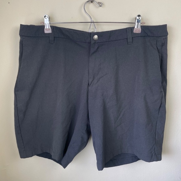Lululemon Commission Short Classic 9" *Ventlight Mesh Obsidian - Picture 6 of 11